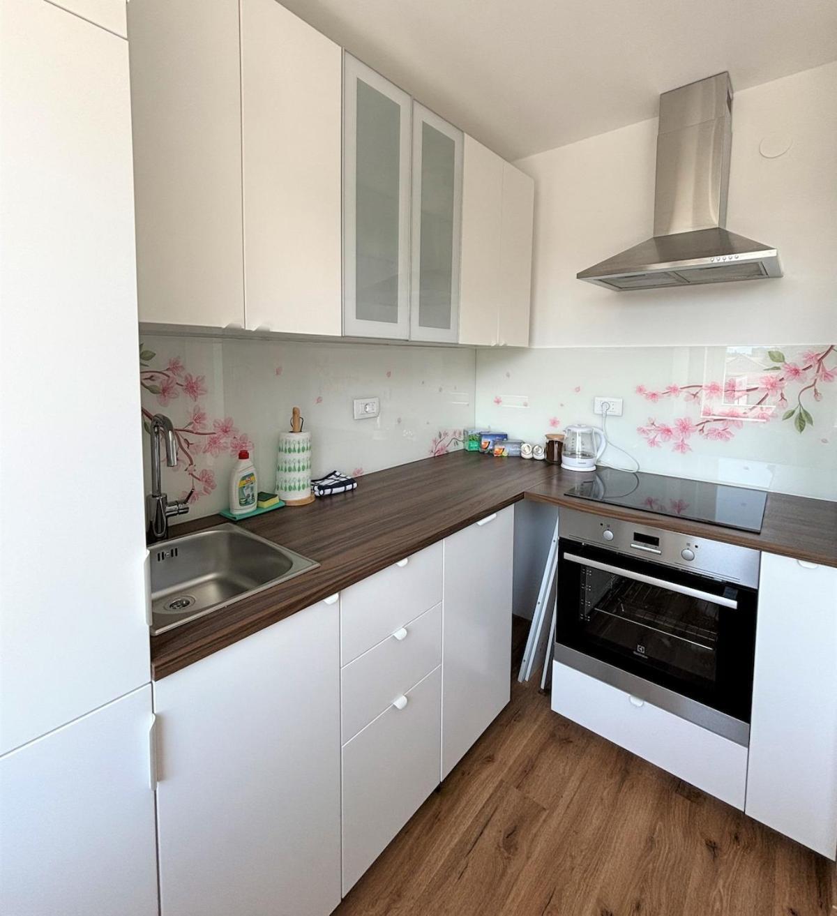 Trendy Candy Apartment *